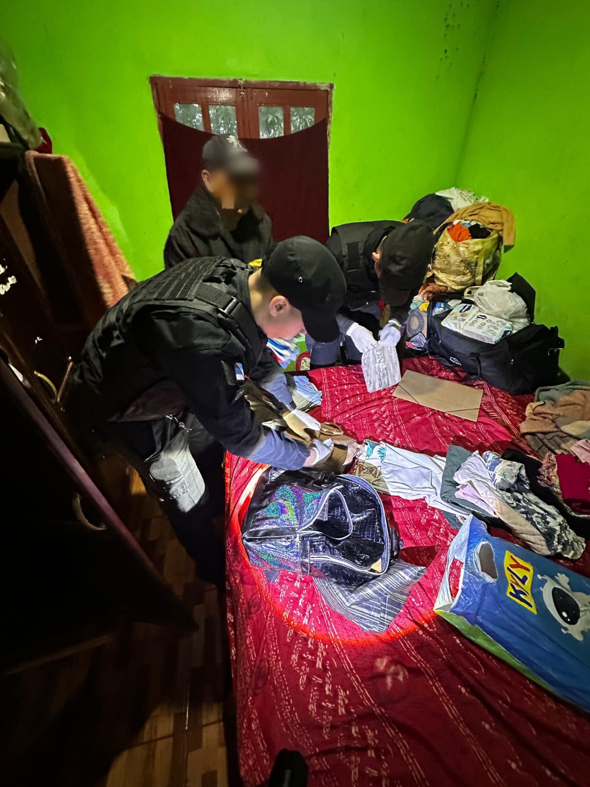 Allanamientos por un robo a mano armada culminaron con dos detenidos y secuestro de elementos 2